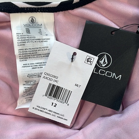Volcom Juiced One Piece - Picture 12 of 12